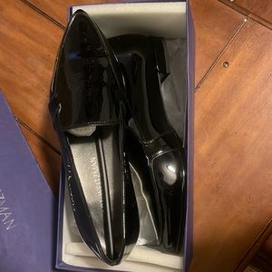 Brand new never worn Stuart weitzman flats